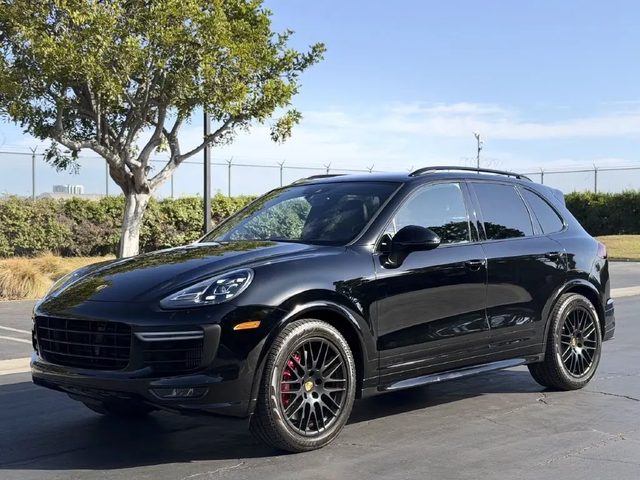 2017 Porsche Cayenne GTS AWD photo