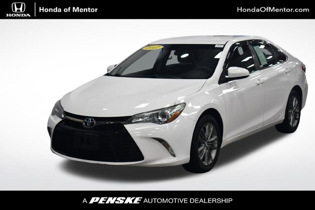2017 Toyota Camry SE FWD photo