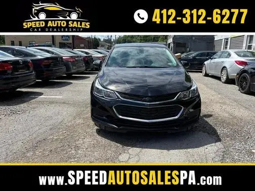 2017 Chevrolet Cruze LS FWD photo