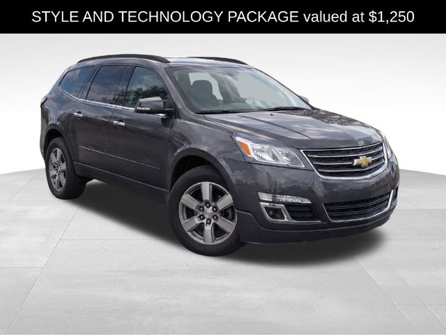 2017 Chevrolet Traverse LT FWD photo