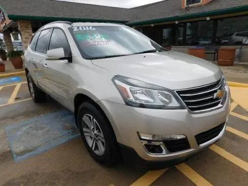 2016 Chevrolet Traverse LT FWD photo