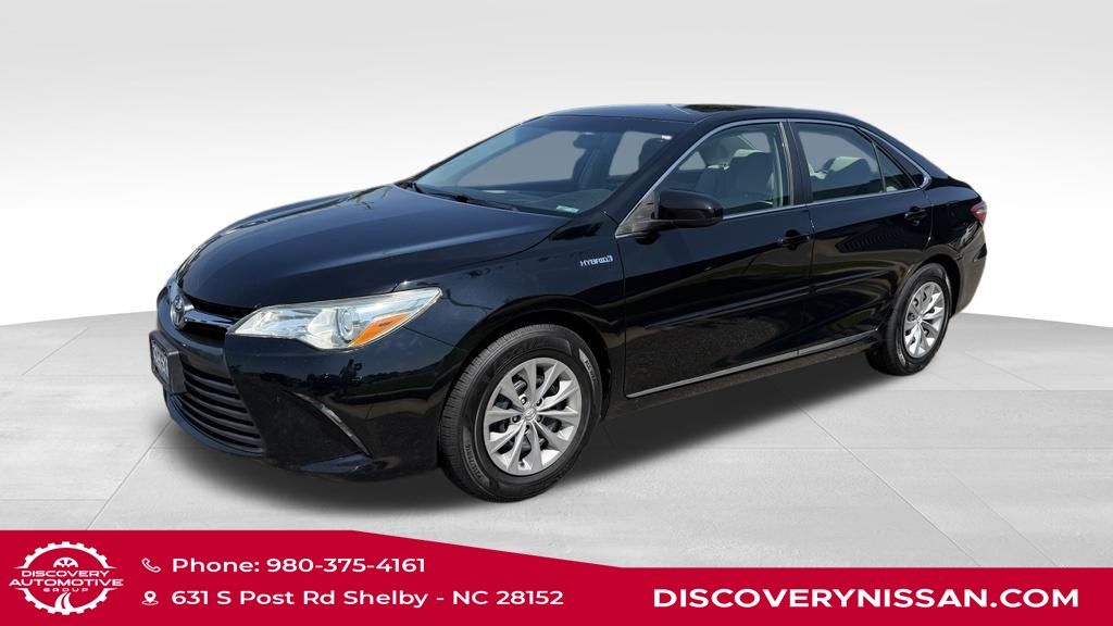 2017 Toyota Camry Hybrid LE FWD photo