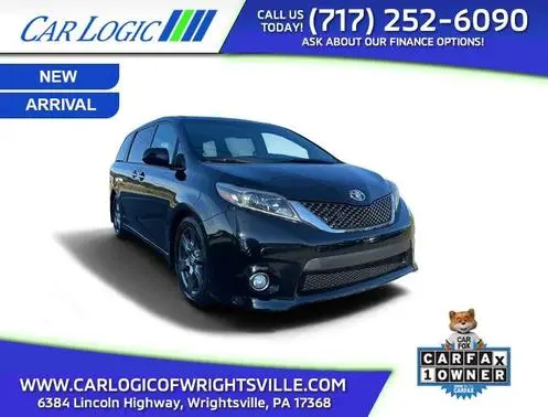 2017 Toyota Sienna SE FWD photo