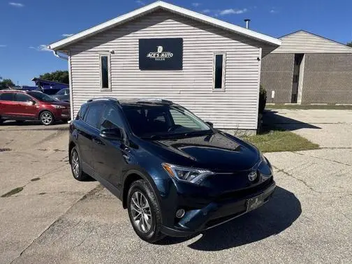 2017 Toyota RAV4 XLE AWD photo