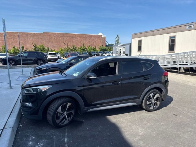 2017 Hyundai Tucson Sport AWD photo