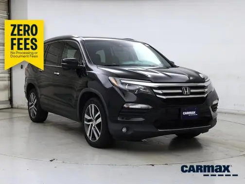 2016 Honda Pilot Touring AWD photo