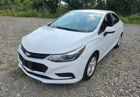 2017 Chevrolet Cruze LT FWD photo