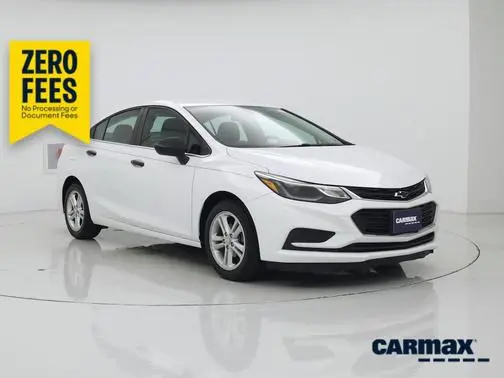2017 Chevrolet Cruze LT FWD photo