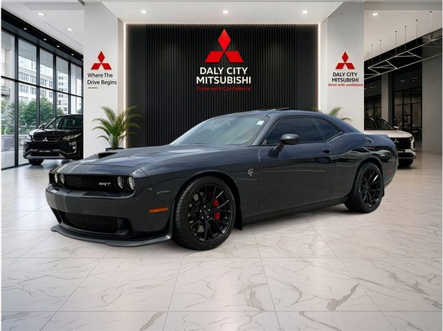 2016 Dodge Challenger SRT Hellcat RWD photo