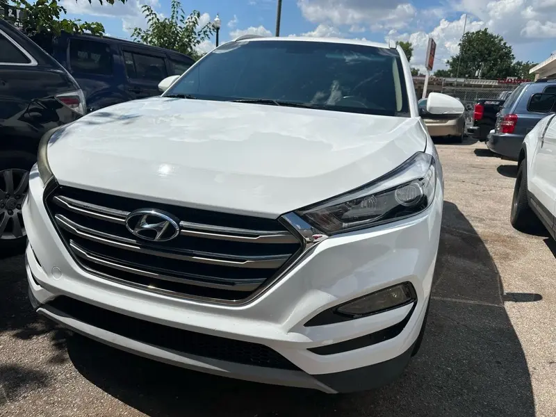 2017 Hyundai Tucson Limited FWD photo