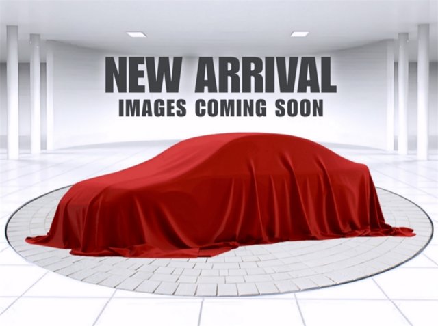 2016 Nissan Pathfinder SV FWD photo
