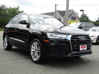 2017 Audi Q3 Premium AWD photo