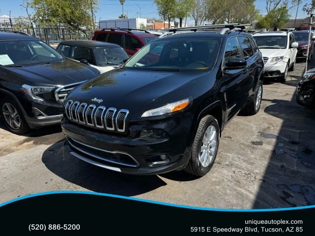 2017 Jeep Cherokee Overland 4WD photo