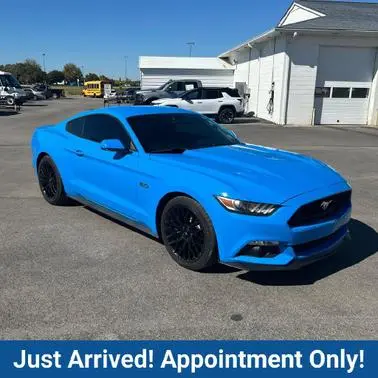 2017 Ford Mustang GT RWD photo