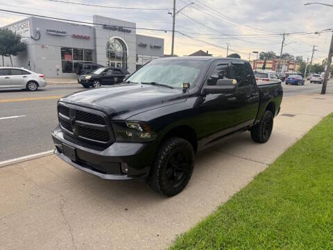 2017 Ram 1500 Express 4WD photo
