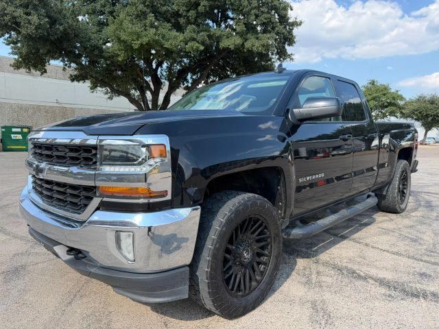 2017 Chevrolet Silverado 1500 LT 4WD photo