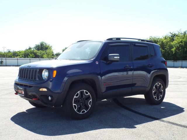 2016 Jeep Renegade Trailhawk 4WD photo