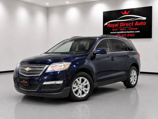 2017 Chevrolet Traverse LS FWD photo