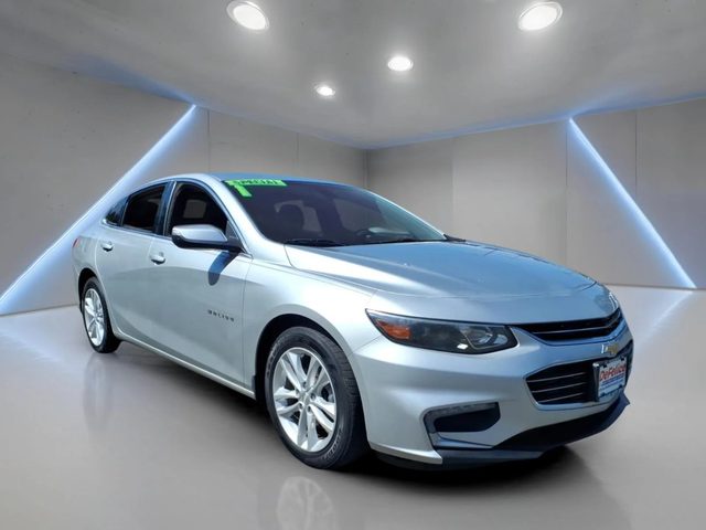 2017 Chevrolet Malibu LT FWD photo
