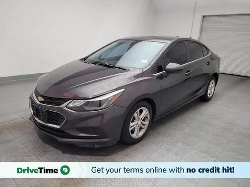 2017 Chevrolet Cruze LT FWD photo