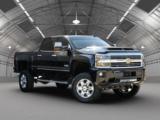 2016 Chevrolet Silverado 2500HD High Country 4WD photo
