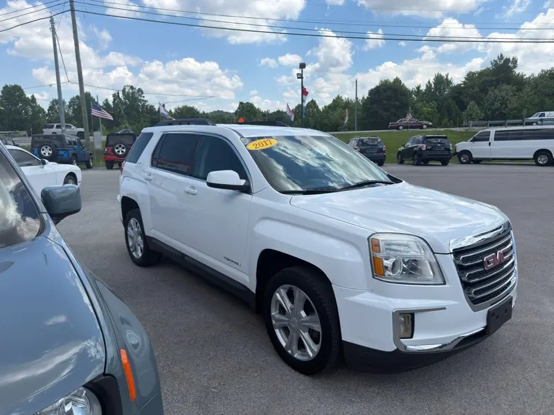 2017 GMC Terrain SLE FWD photo