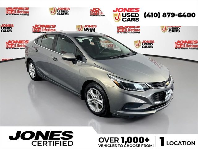 2017 Chevrolet Cruze LT FWD photo