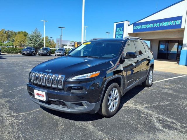 2017 Jeep Cherokee Latitude FWD photo
