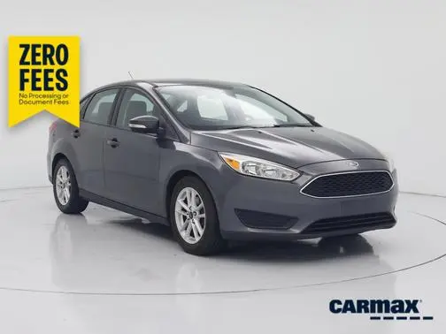 2016 Ford Focus SE FWD photo
