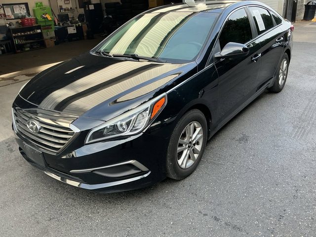 2017 Hyundai Sonata SE FWD photo