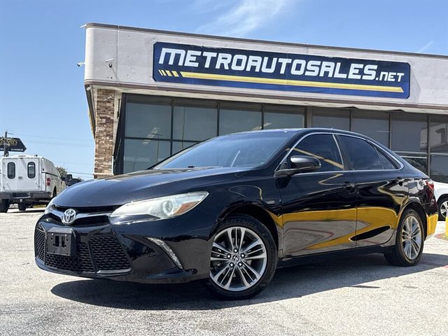2017 Toyota Camry SE FWD photo