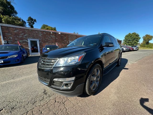 2017 Chevrolet Traverse LT AWD photo