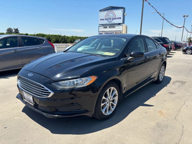 2017 Ford Fusion SE FWD photo
