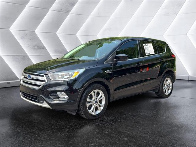 2017 Ford Escape SE FWD photo