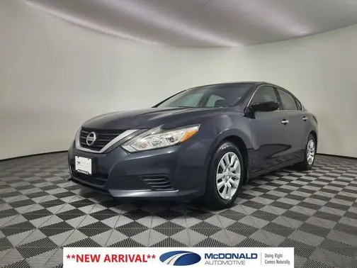 2016 Nissan Altima 2.5 S FWD photo