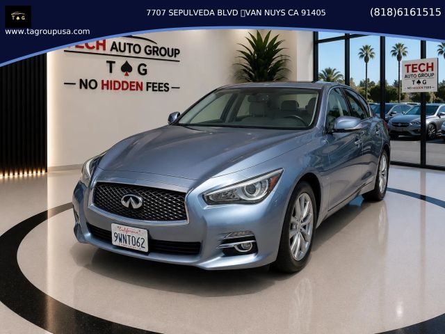 2017 Infiniti Q50 2.0T Premium RWD photo