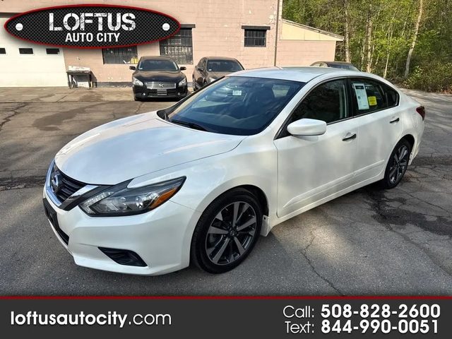 2017 Nissan Altima 2.5 SR FWD photo