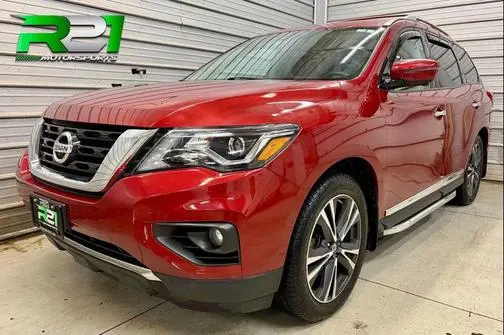 2017 Nissan Pathfinder Platinum 4WD photo
