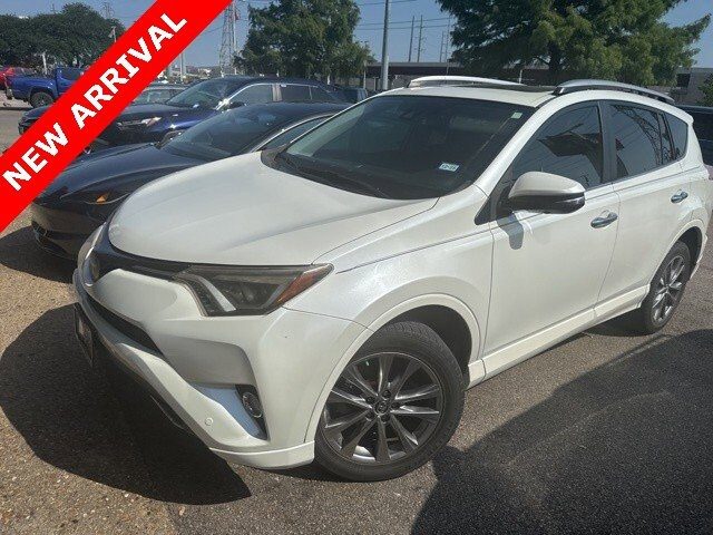 2017 Toyota RAV4 Platinum AWD photo