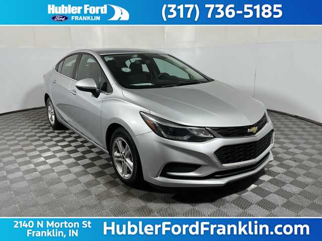 2017 Chevrolet Cruze LT FWD photo