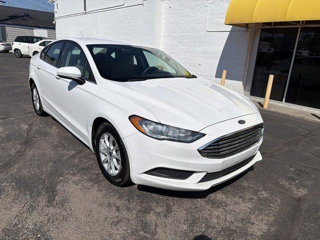 2017 Ford Fusion S FWD photo