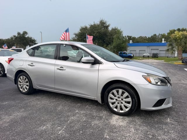 2016 Nissan Sentra SV FWD photo