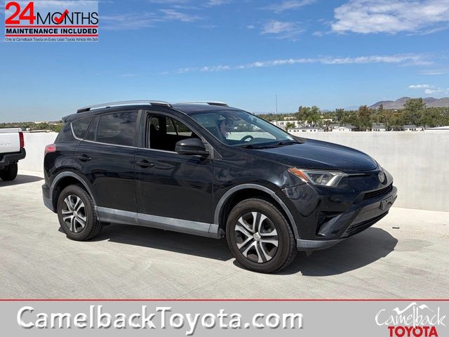 2017 Toyota RAV4 LE FWD photo