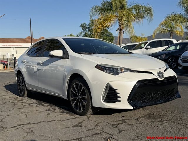 2017 Toyota Corolla SE FWD photo