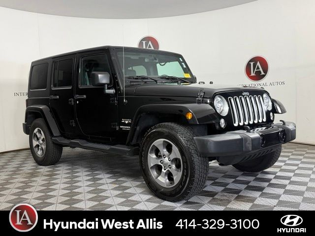 2017 Jeep Wrangler Unlimited Sahara 4WD photo