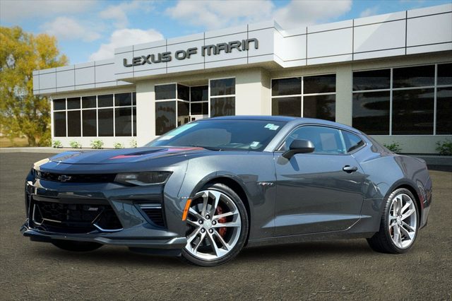 2017 Chevrolet Camaro 2SS RWD photo