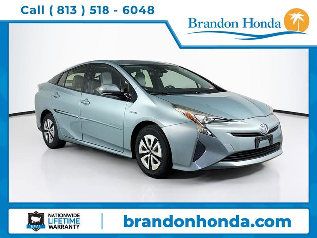 2017 Toyota Prius Four FWD photo