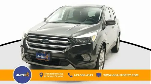 2017 Ford Escape SE FWD photo