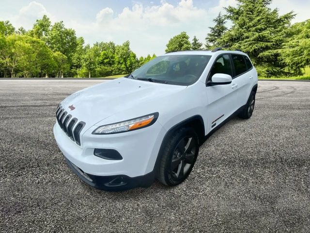 2017 Jeep Cherokee 75th Anniversary Edition FWD photo