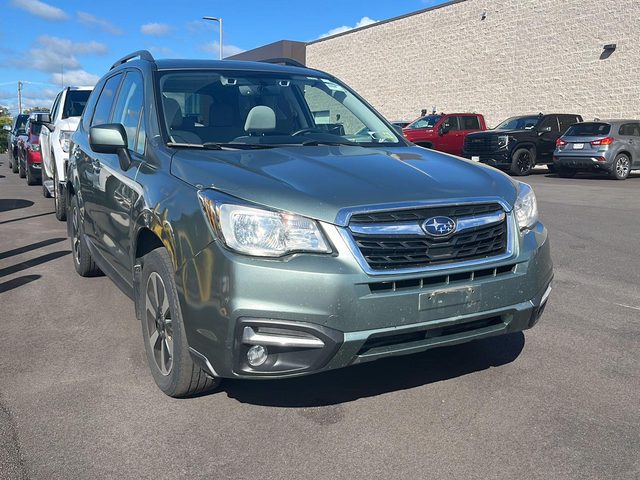 2017 Subaru Forester Premium AWD photo